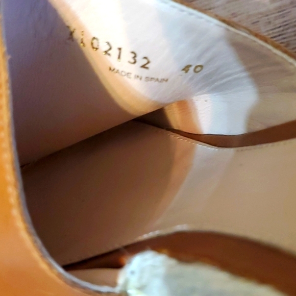 Stuart Weitzman Wedge Sandal NWOT - Picture 13 of 13
